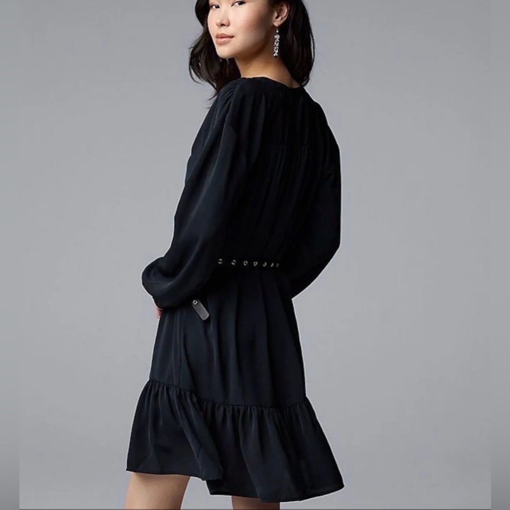 ‼️SOLD‼️ 169. NWOT! Simply Vera Vera Wang Black Dress